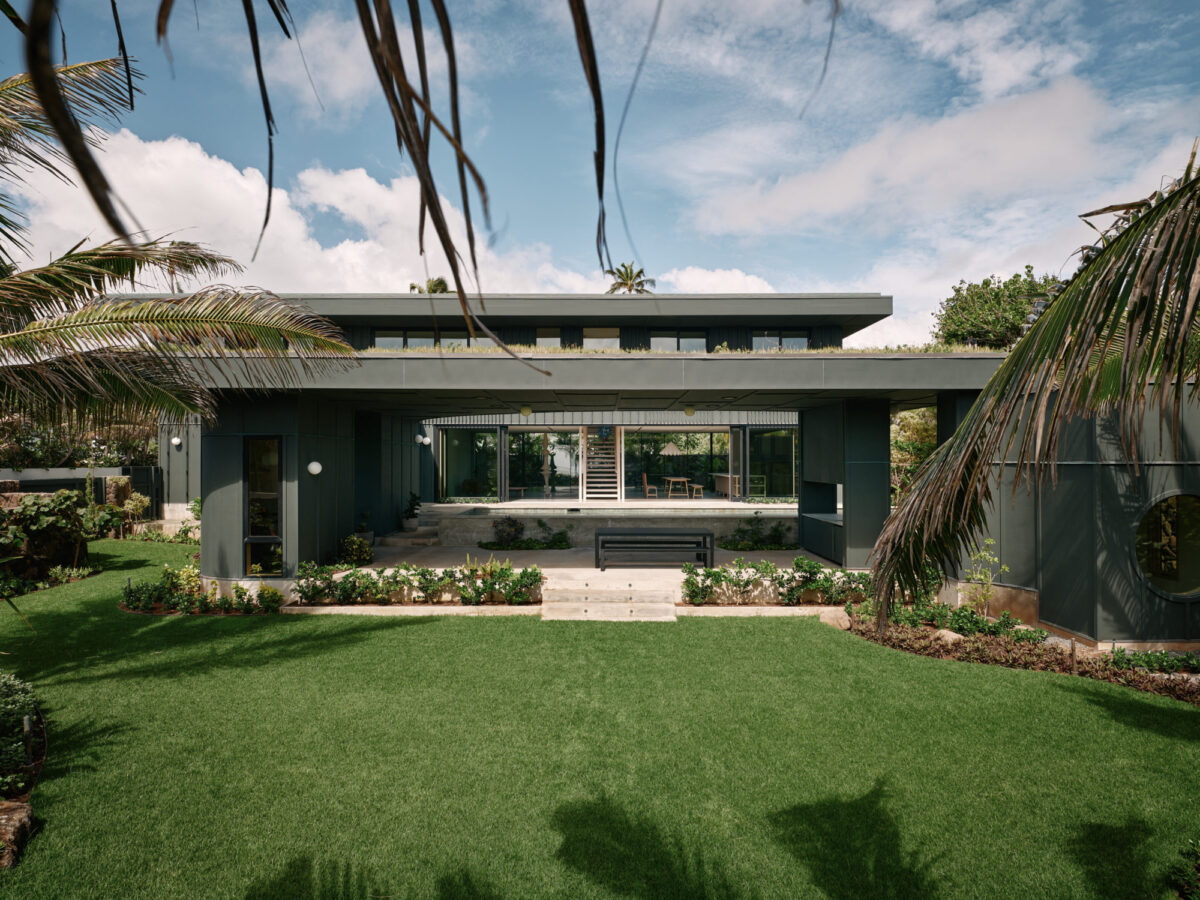 Mork Ulnes Kailua DSF9672